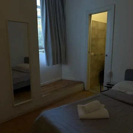 Ah Suite Montecitorio Casa de hóspedes 4*