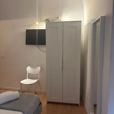 Ah Montecitorio Гостевой дом 4*